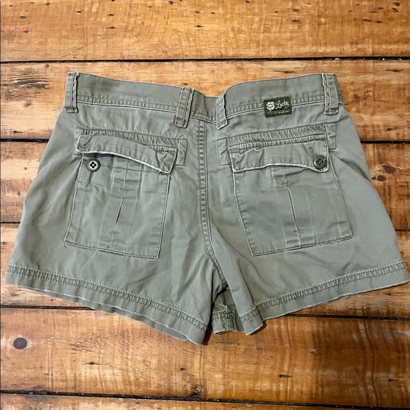 Lucky Cargo Shorts Size 4 or 27 - Picture 4 of 7